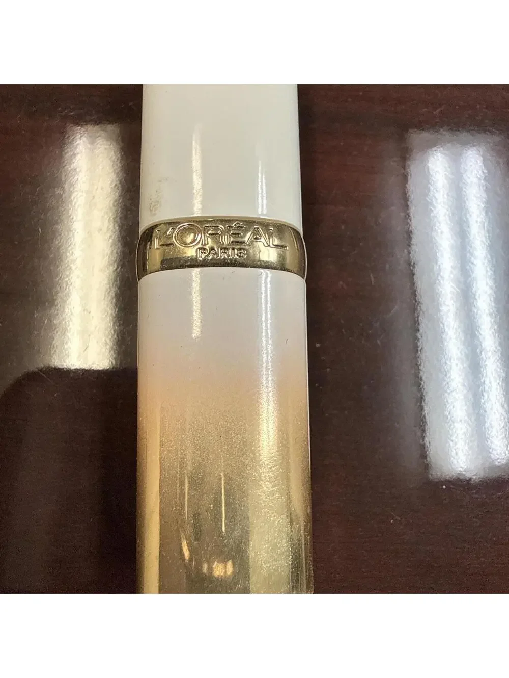 L'Oreal Paris Age Perfect Satin Lipstick 216 Glowing Nude NEW retired